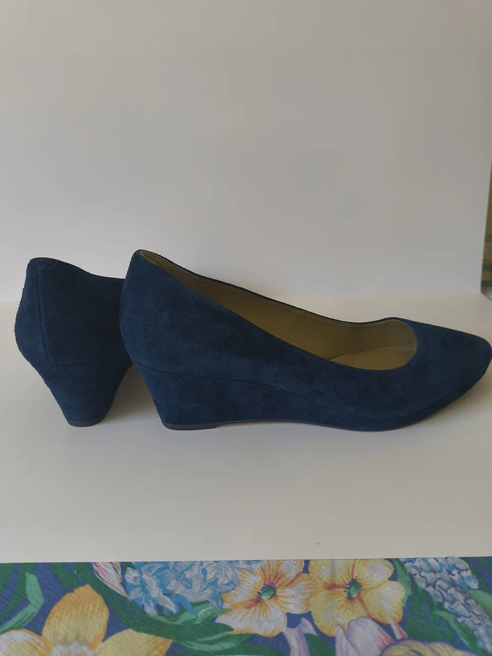 Talbots Lacey Navy Suede Wedge - Classic Women's Shoe - Picture 3 of 7